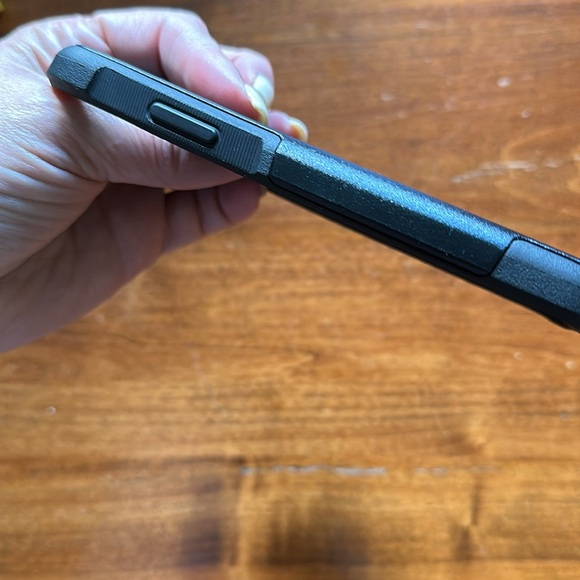 OtterBox Commuter series case. Apple iPhone X/XS Black. - Picture 5 of 7